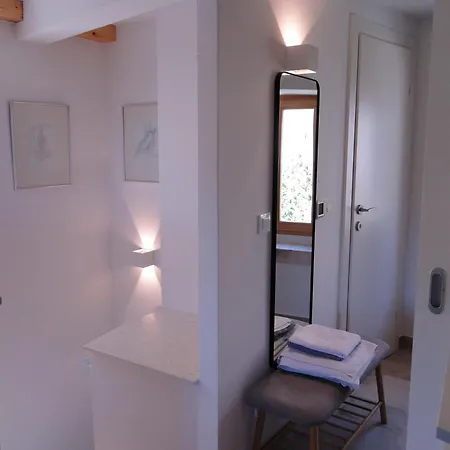 Heritage 4-stars Kyra Pitve Hvar Apartment *