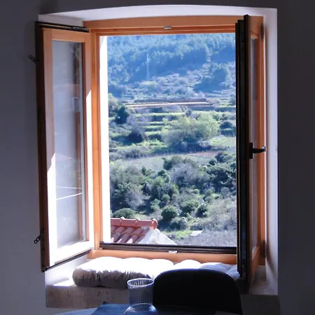 Heritage 4-stars Kyra Pitve Hvar Apartment *