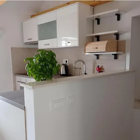 Apartment Heritage 4-stars Kyra Pitve Hvar *